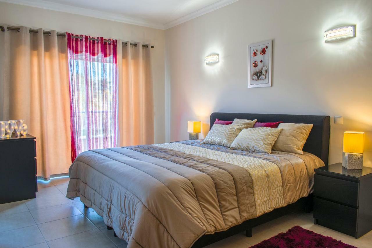 Moradia Jardins Do Vale Villa อัลบูเฟรา ภายนอก รูปภาพ