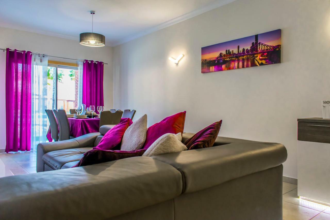 Moradia Jardins Do Vale Villa อัลบูเฟรา ภายนอก รูปภาพ