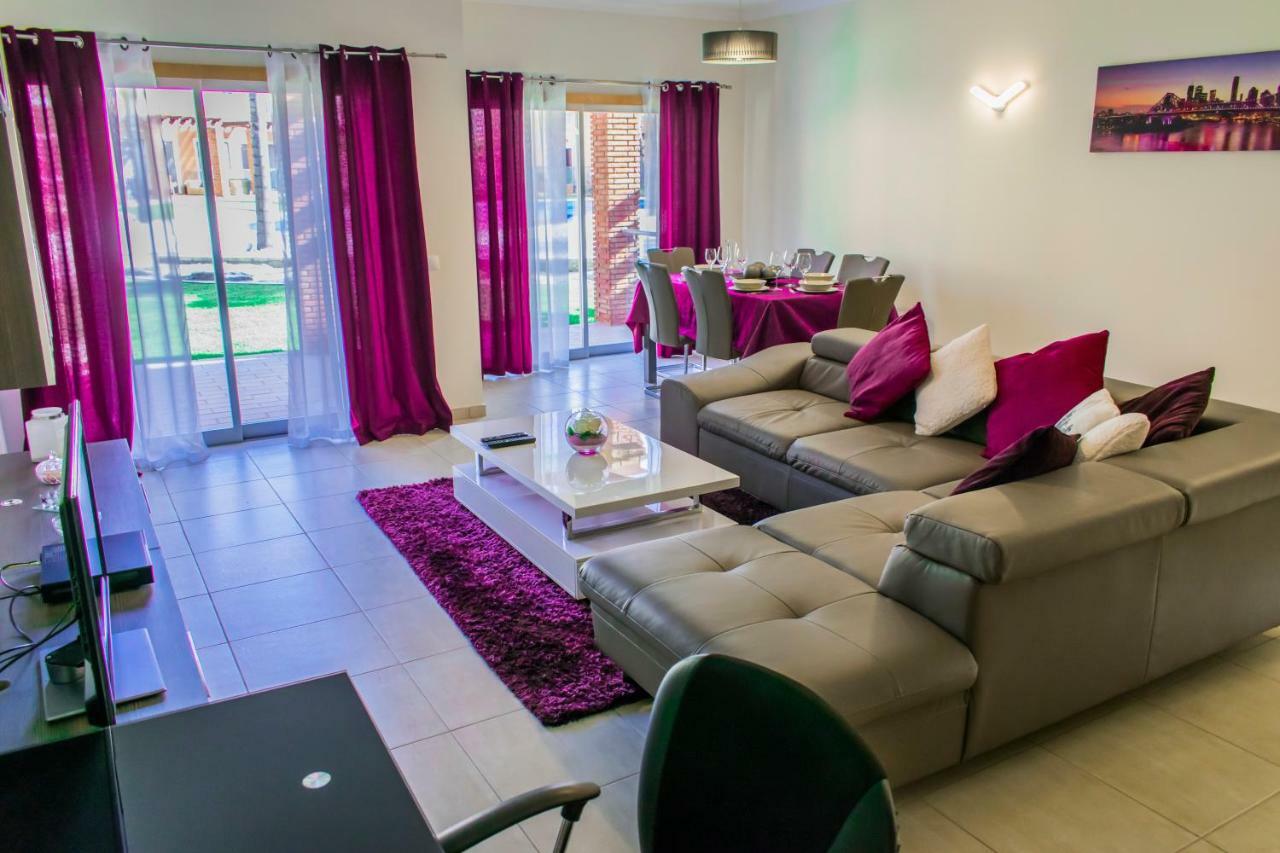 Moradia Jardins Do Vale Villa อัลบูเฟรา ภายนอก รูปภาพ